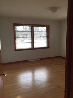 970 S Saylor Ave - Photo 3 of 8