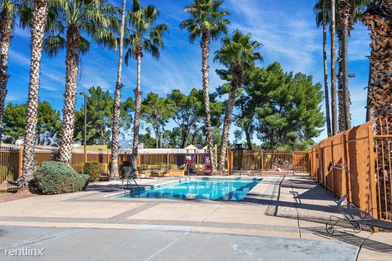 350 N Silverbell Road 116 - Photo 2 of 25