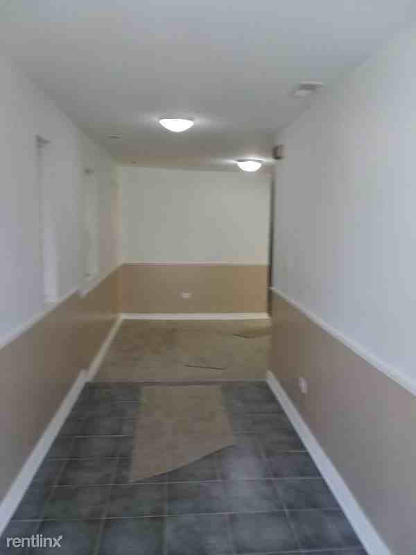 7653 W 62nd Pl Umit B - Photo 2 of 10