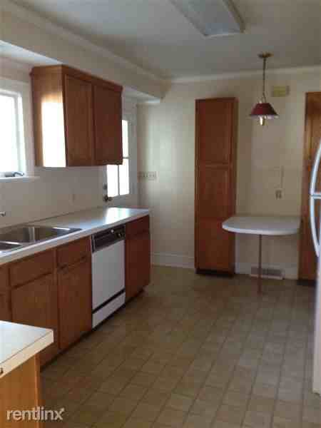 6 Chatfield St - Photo 3 of 12