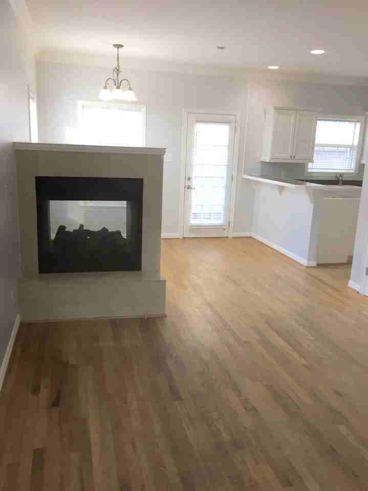 3301 Rosedale Ave #E - Photo 3 of 10