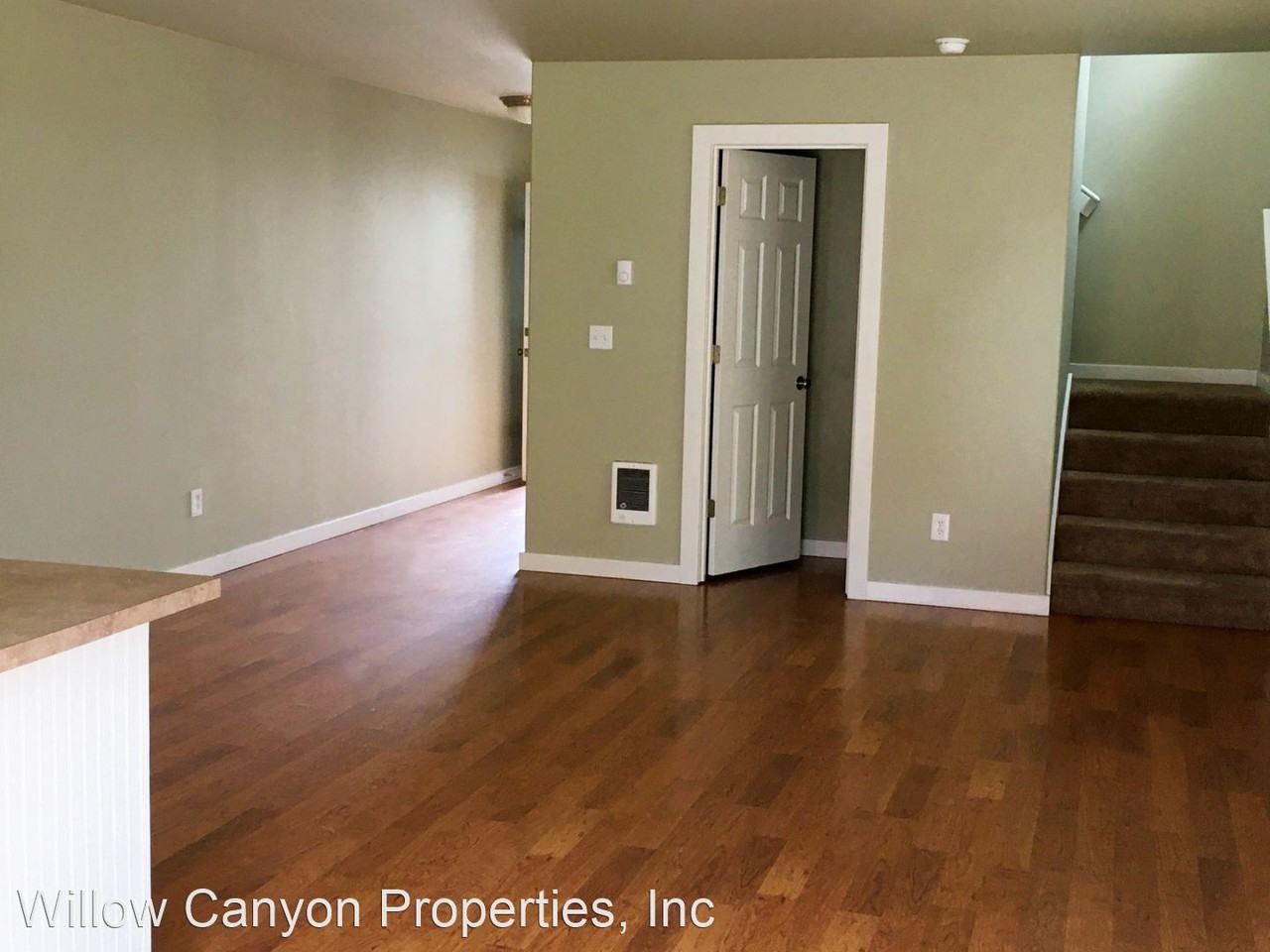 885/887 SW 2nd Street - Photo 2 of 9