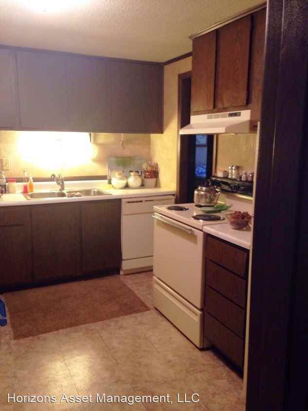 Rivercrest 1204 F County House Lane - Photo 2 of 10