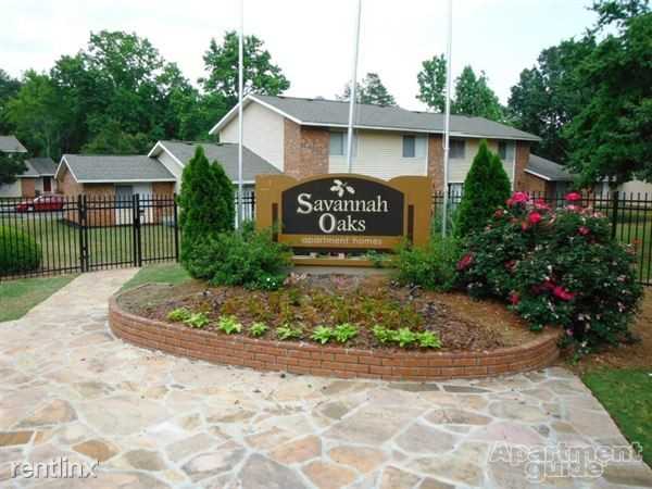 Savannah Oaks Apartments - Photo 2 of 4
