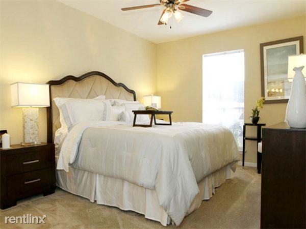 Tannehill & Seamist - Photo 3 of 11