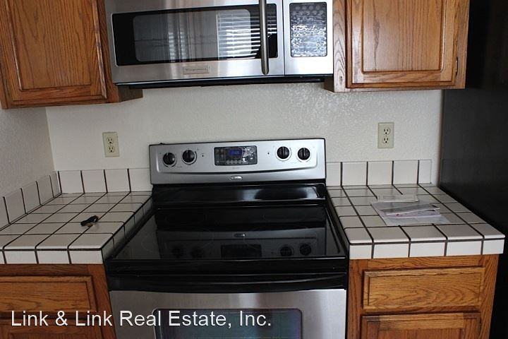 204 Ashby Pl - Photo 2 of 8