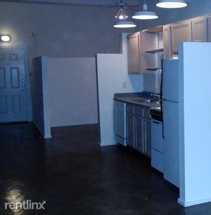 1607 Lyte St #C1 - Photo 2 of 4