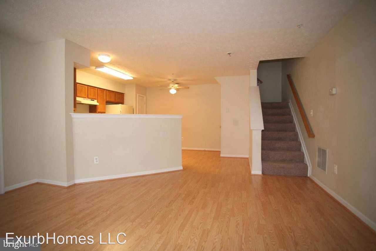 1817 Hillwood Ct - Photo 2 of 14
