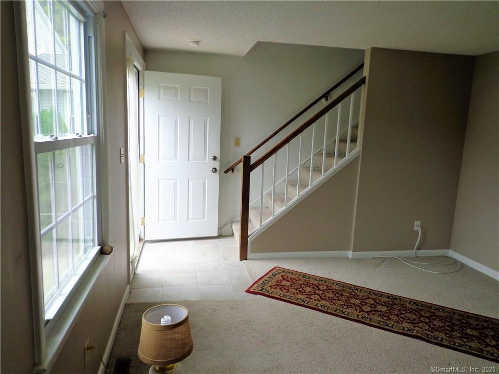 16 Esquire Drive B - Photo 3 of 10