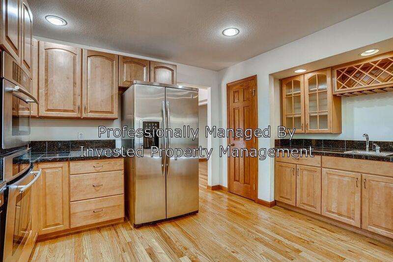 3714 E Easter Cir N - Photo 3 of 27