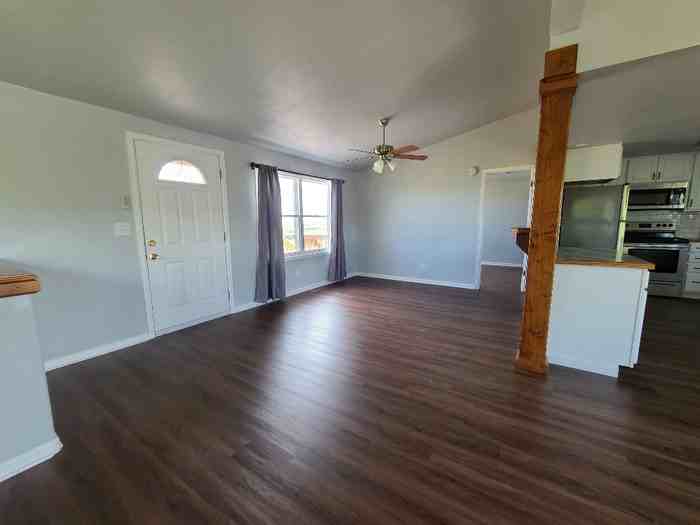 961 County Road 110a - Photo 2 of 11