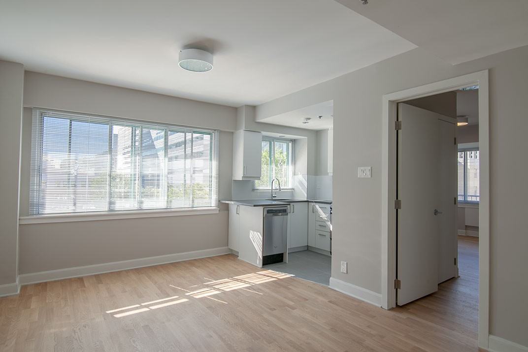 3455 Rue Aylmer 605 Montreal Qc H2x 2b5 1 Bedroom Apartment For Rent For 1 295 Month Zumper