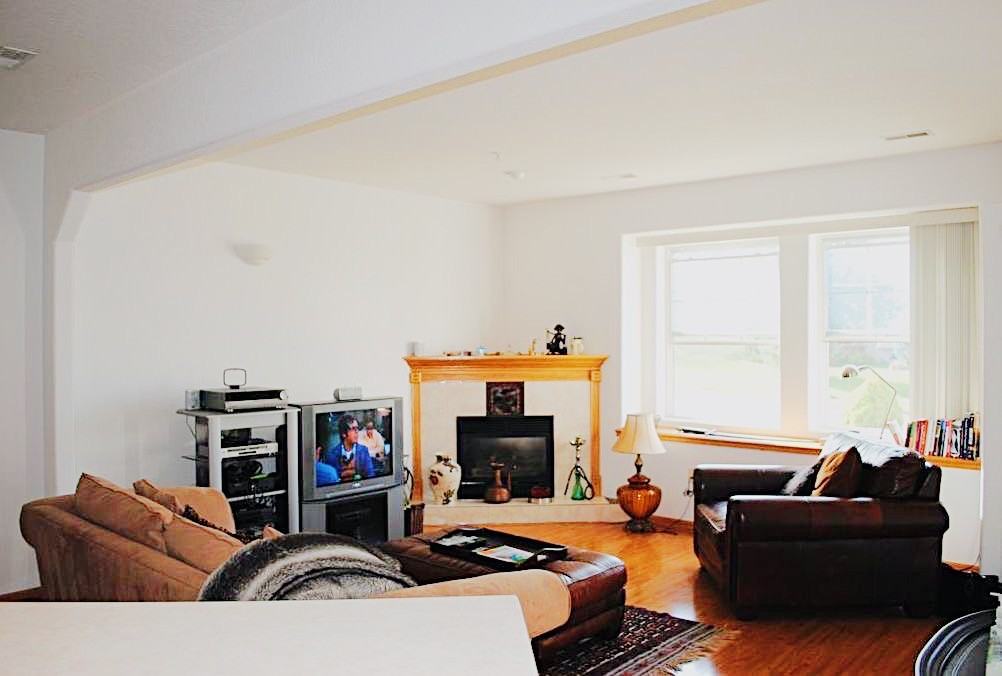 362 Terrace Dr - Photo 3 of 8