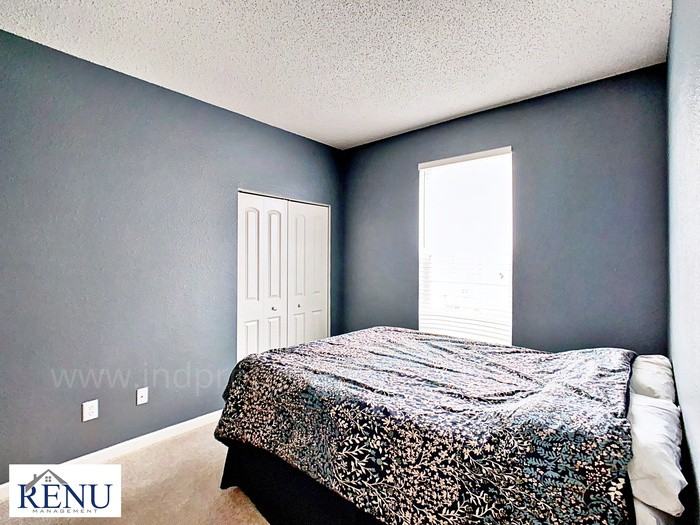 4258 Amesbury Pl - Photo 3 of 19