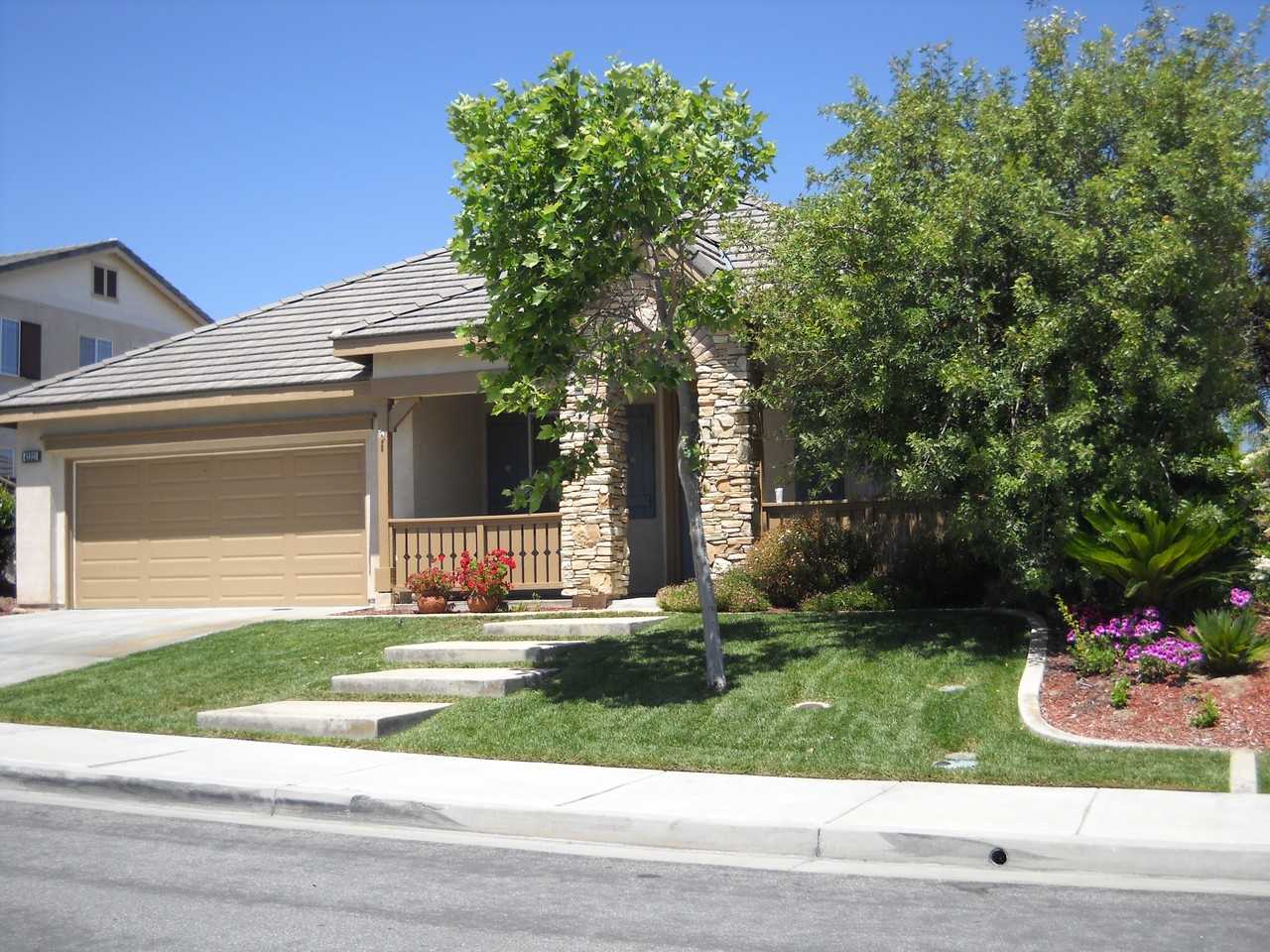 42321 Harwick Ln - Photo 2 of 2