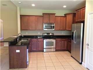 7363 Saybrook Boulevard - Photo 3 of 22