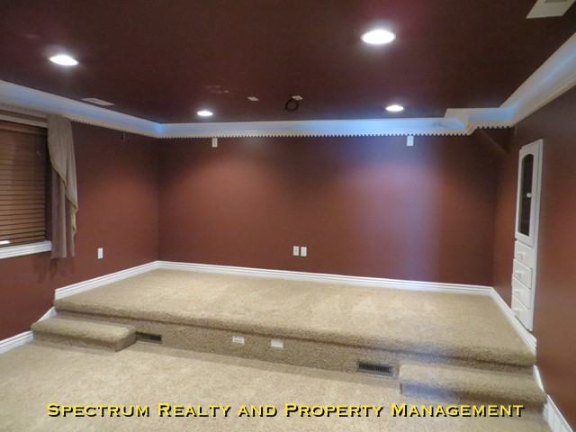 476 3925 N St - Photo 3 of 23