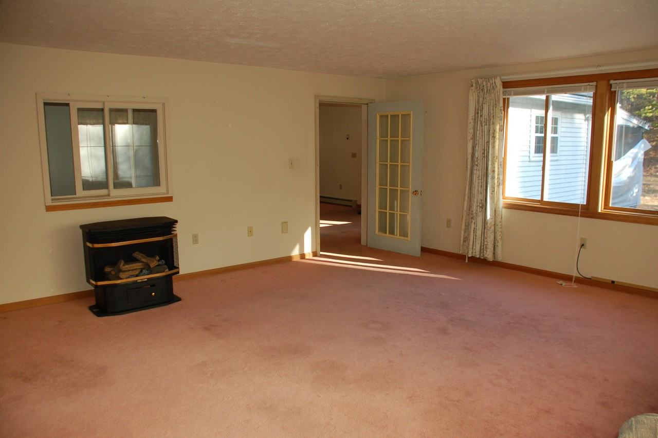 197 River Rd - Photo 3 of 8