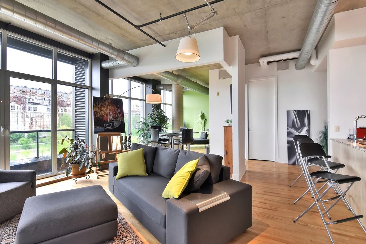 555 Rue de la Commune Ouest #601 - Photo 2 of 22