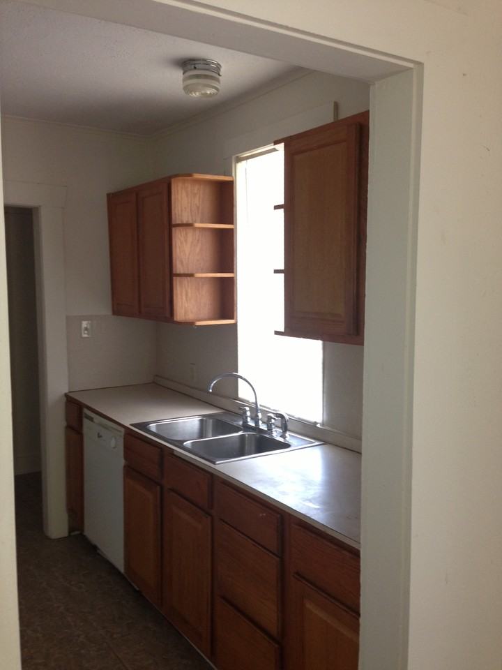 410 W Atlanta Ave - Photo 3 of 5