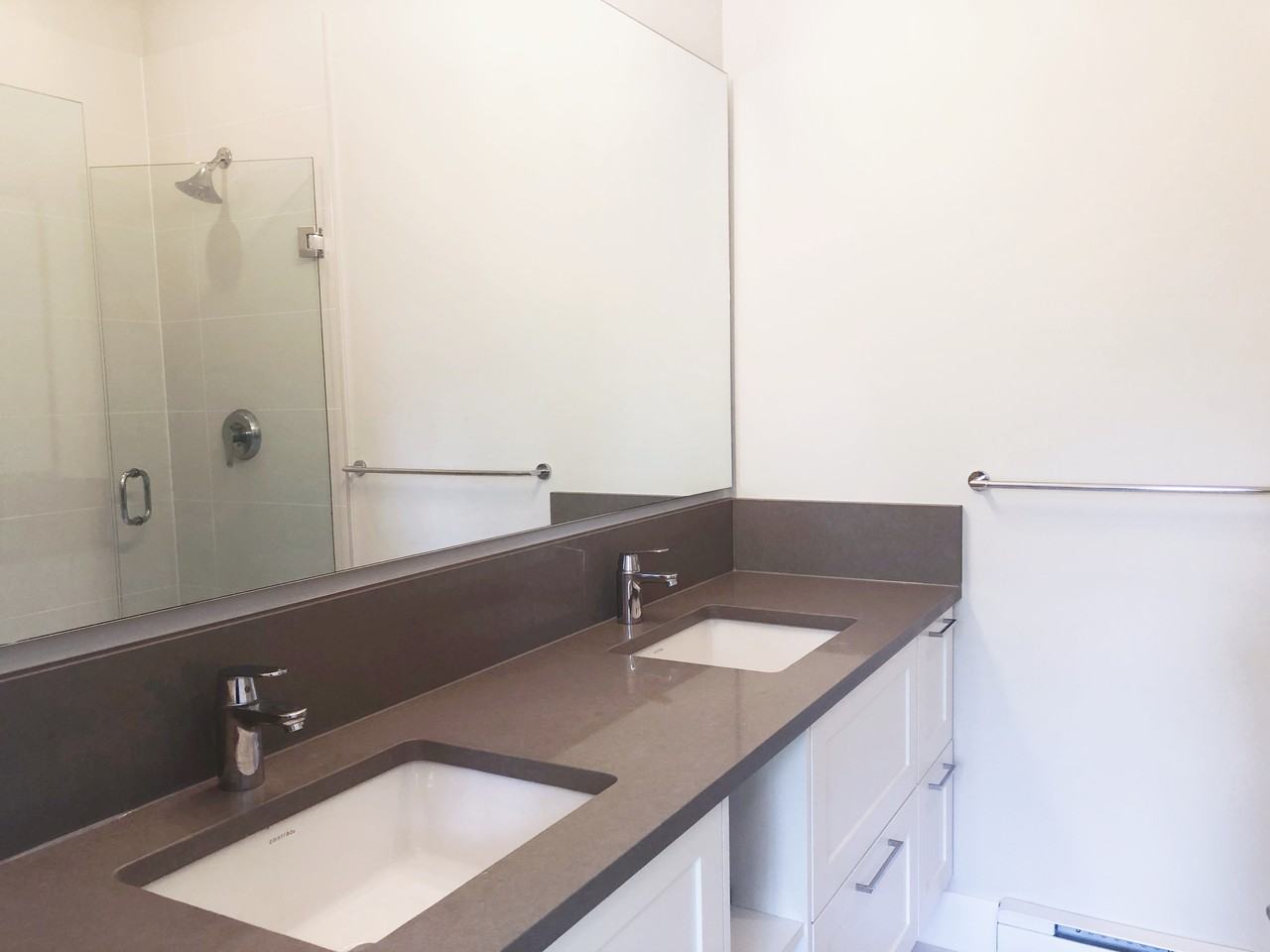 5038 Savile Row - Photo 6 of 8