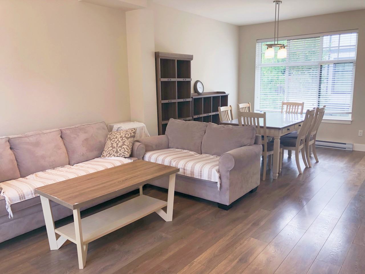 5038 Savile Row - Photo 4 of 8