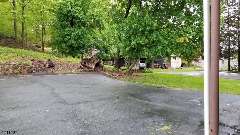 1007 Ringwood Ave - Photo 2 of 2