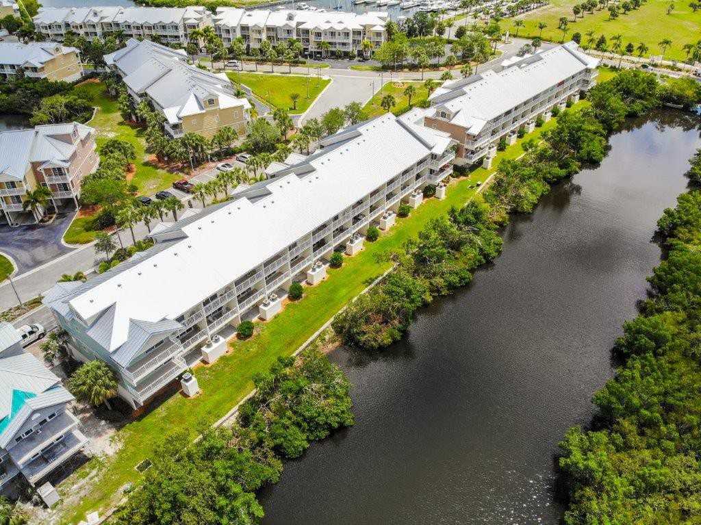 3252 Mangrove Point Dr - Photo 2 of 25