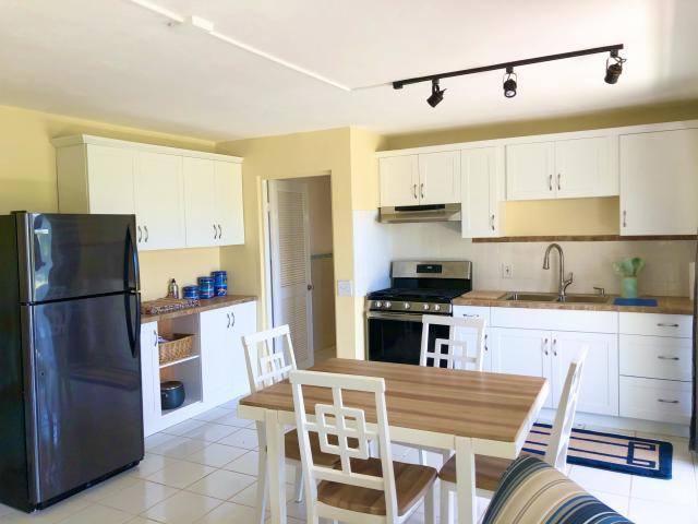 37 Southgate Est - Photo 3 of 15