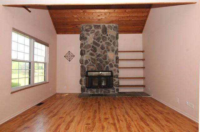 770 Chandler Rd - Photo 3 of 23