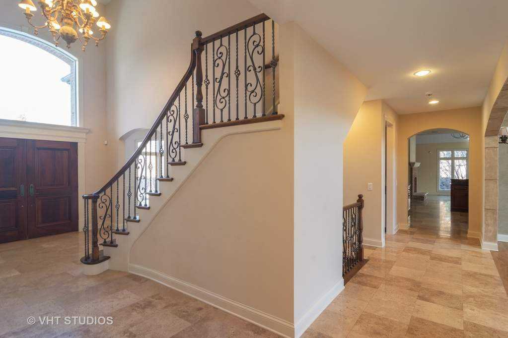 20817 W High Ridge Dr - Photo 3 of 34