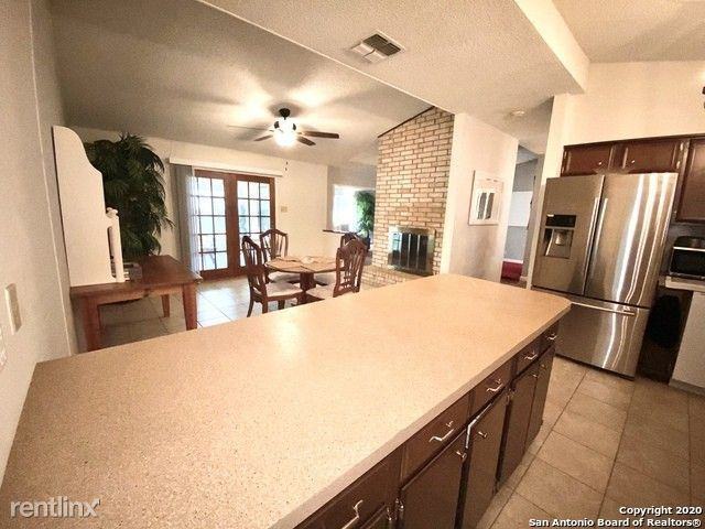 12322 La Albada St - Photo 2 of 17