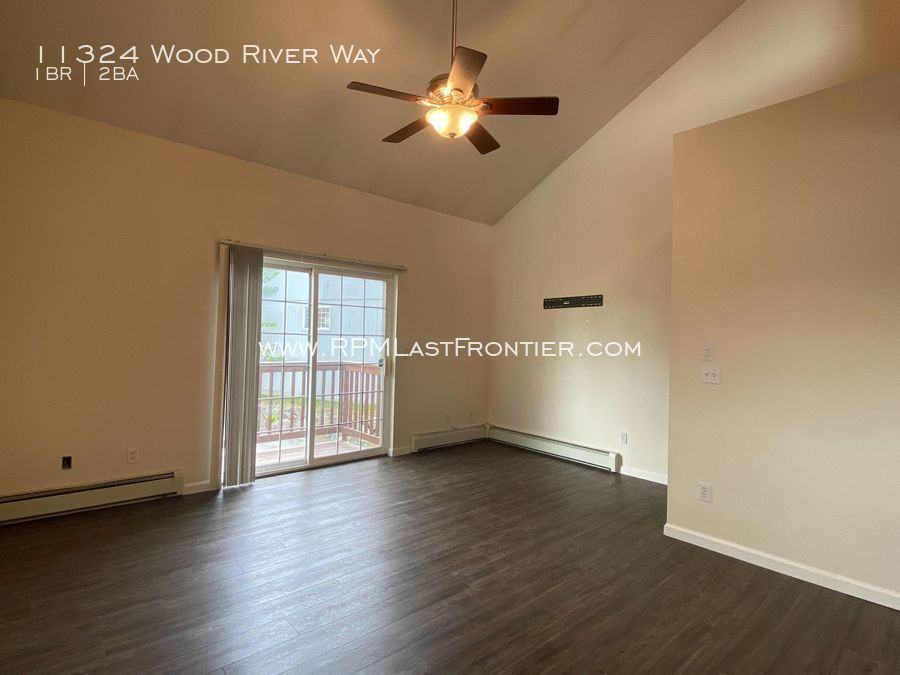 11324 Wood River Way - Photo 2 of 20
