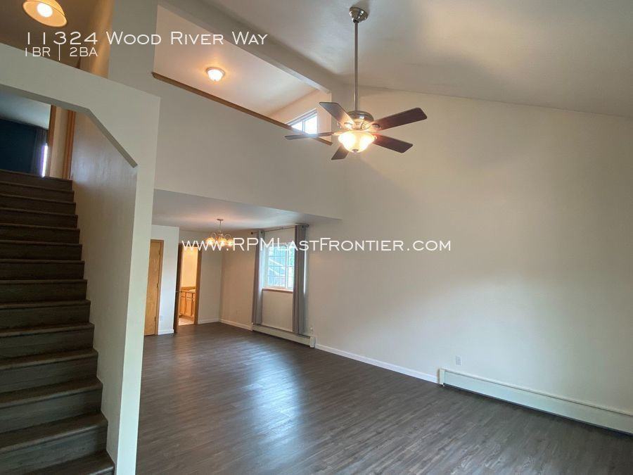 11324 Wood River Way - Photo 3 of 20