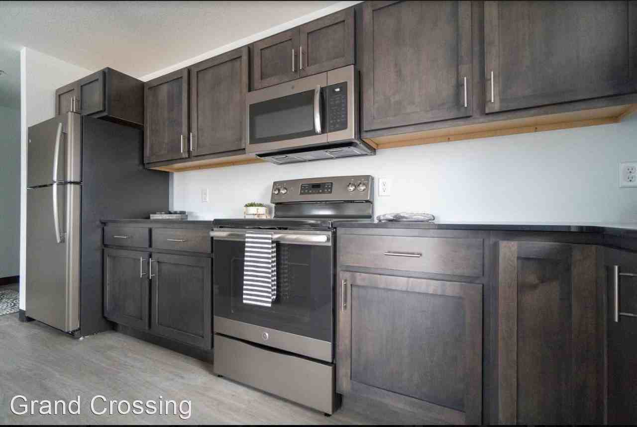 The Lofts at Grand Crossing - Photo 2 of 15