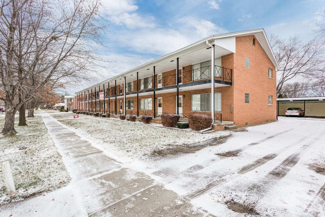 23500 Kelly Rd - Photo 3 of 15