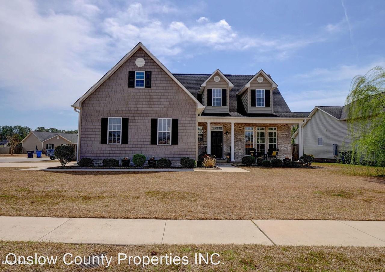 300 Walkens Woods Ln, Jacksonville, NC 28546 4 Bedroom House for Rent for 1,700/month Zumper