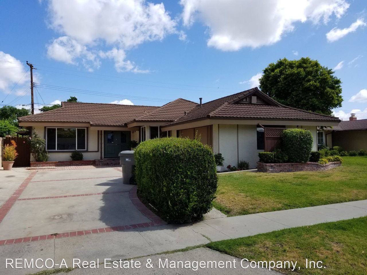 1739 W River Ln - Photo 2 of 27