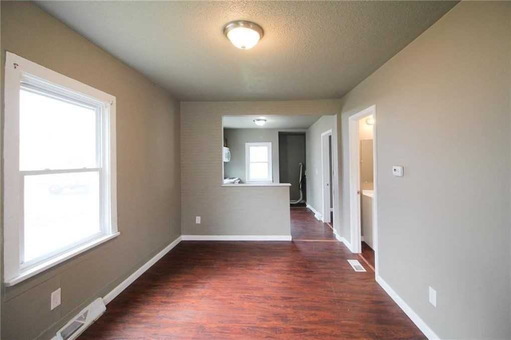 4014 8th Pl - Photo 3 of 17