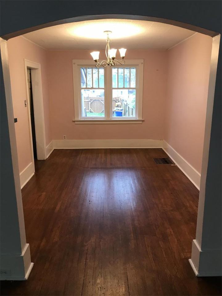 1216 King Street - Photo 3 of 10
