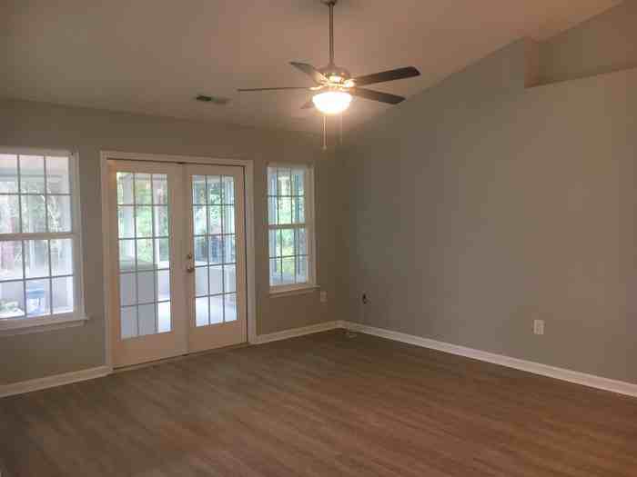 3826 Habberline St - Photo 2 of 18