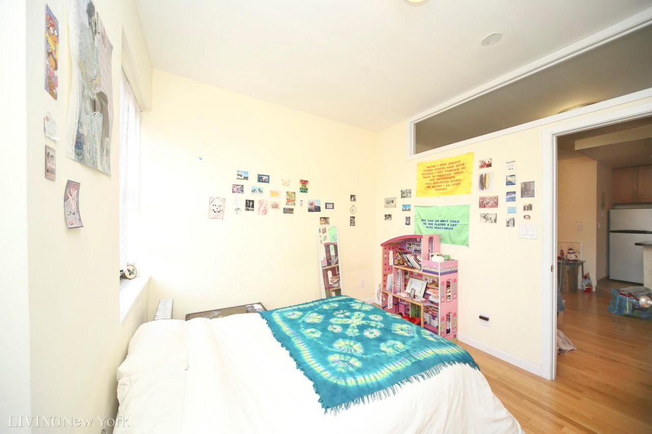 83 E 7th St #5A - Photo 5 of 7