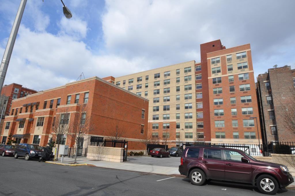 871 Elton Avenue - Photo 2 of 2