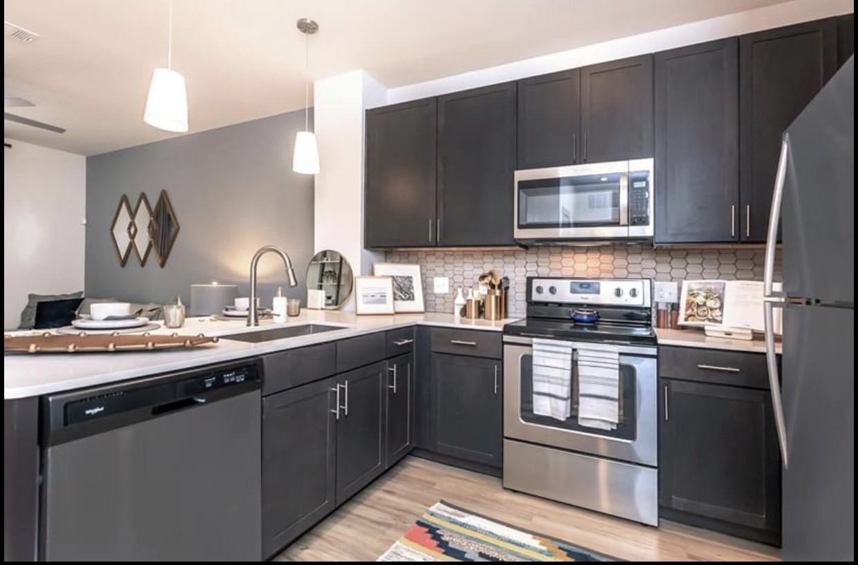 12301 Fox Tail Ln - Photo 2 of 8