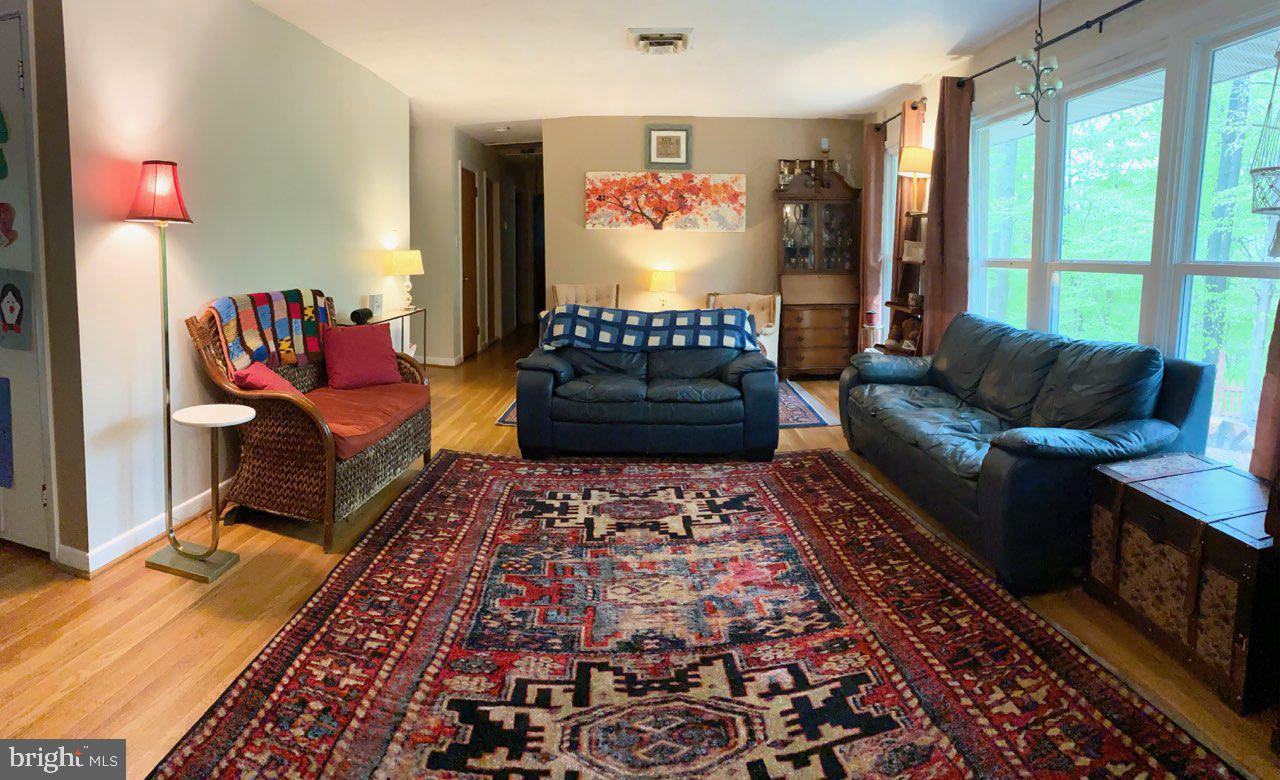 5228 Chippewa Pl - Photo 3 of 23