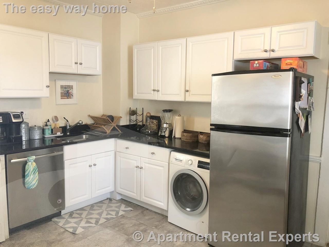 380 Highland Ave #1 - Photo 3 of 18