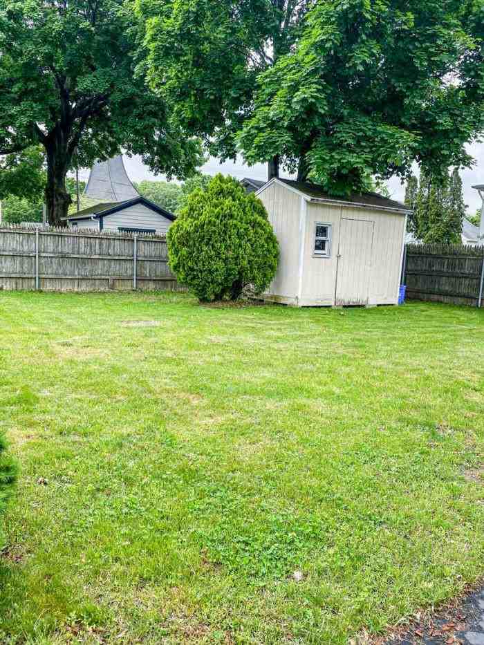 148 Arnold St - Photo 3 of 14