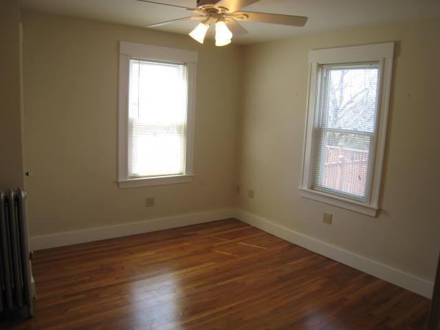 35 Irvington Rd - Photo 2 of 14