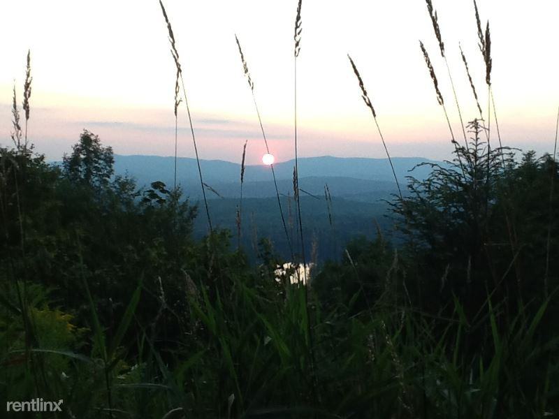 219 Pierce Rdg - Photo 2 of 10