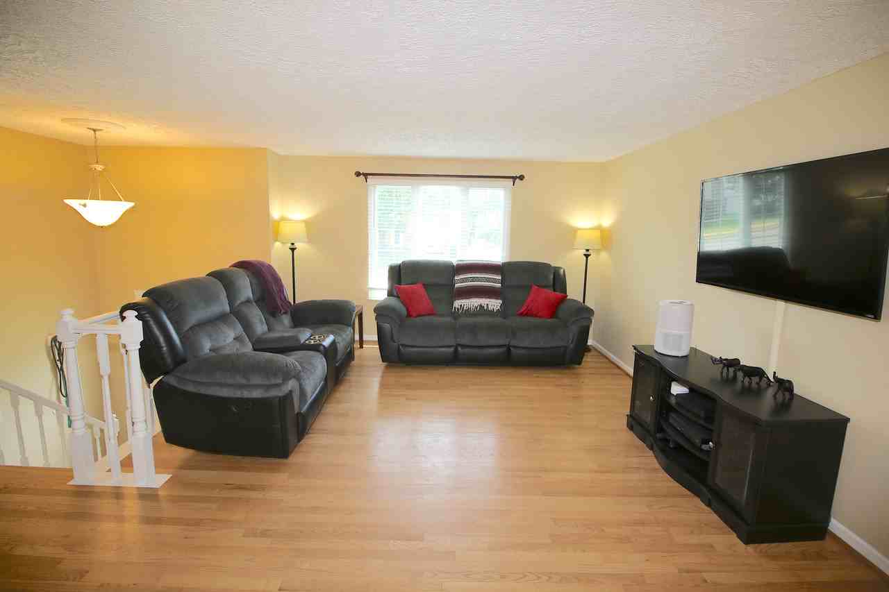 13591 Rush Dr - Photo 3 of 32